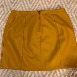 Forever 21 mustard faux leather skirt